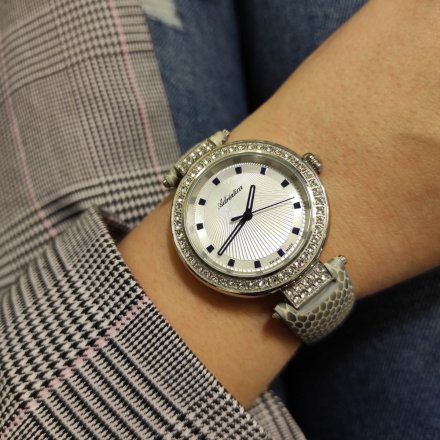 Srebrny damski szwajcarski zegarek Adriatica z paskiem ze wzorem jaszczurki A3692.52B3QZ