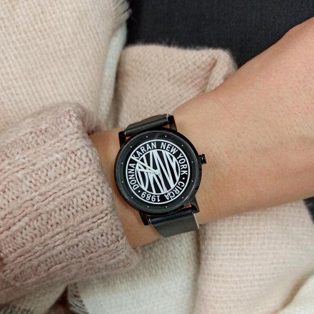 Czarny zegarek DKNY Soho z paskiem NY2765